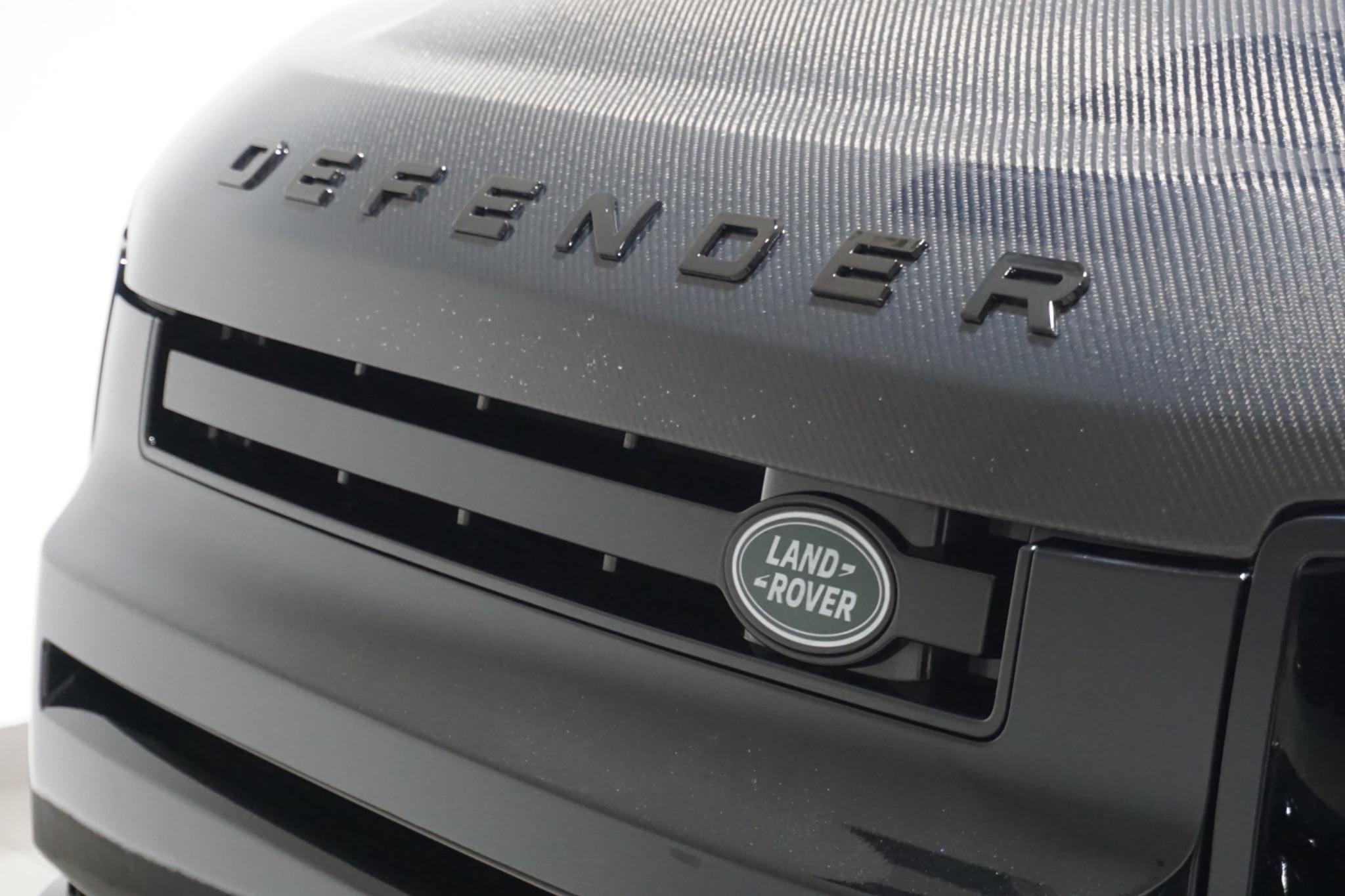 Land Rover Defender 110 5.0 P525 V8 Auto 4WD Euro 6 (s/s) 5dr